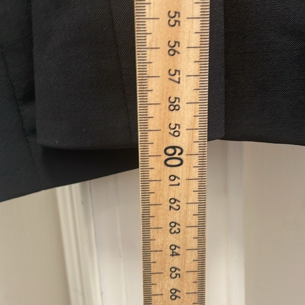 Banana Republic Virgin Wool Italian Fabric Stretch Blazer - Black 4 - Picture 8 of 12